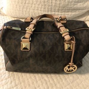 Michael Kors classic satchel style bag&wallet